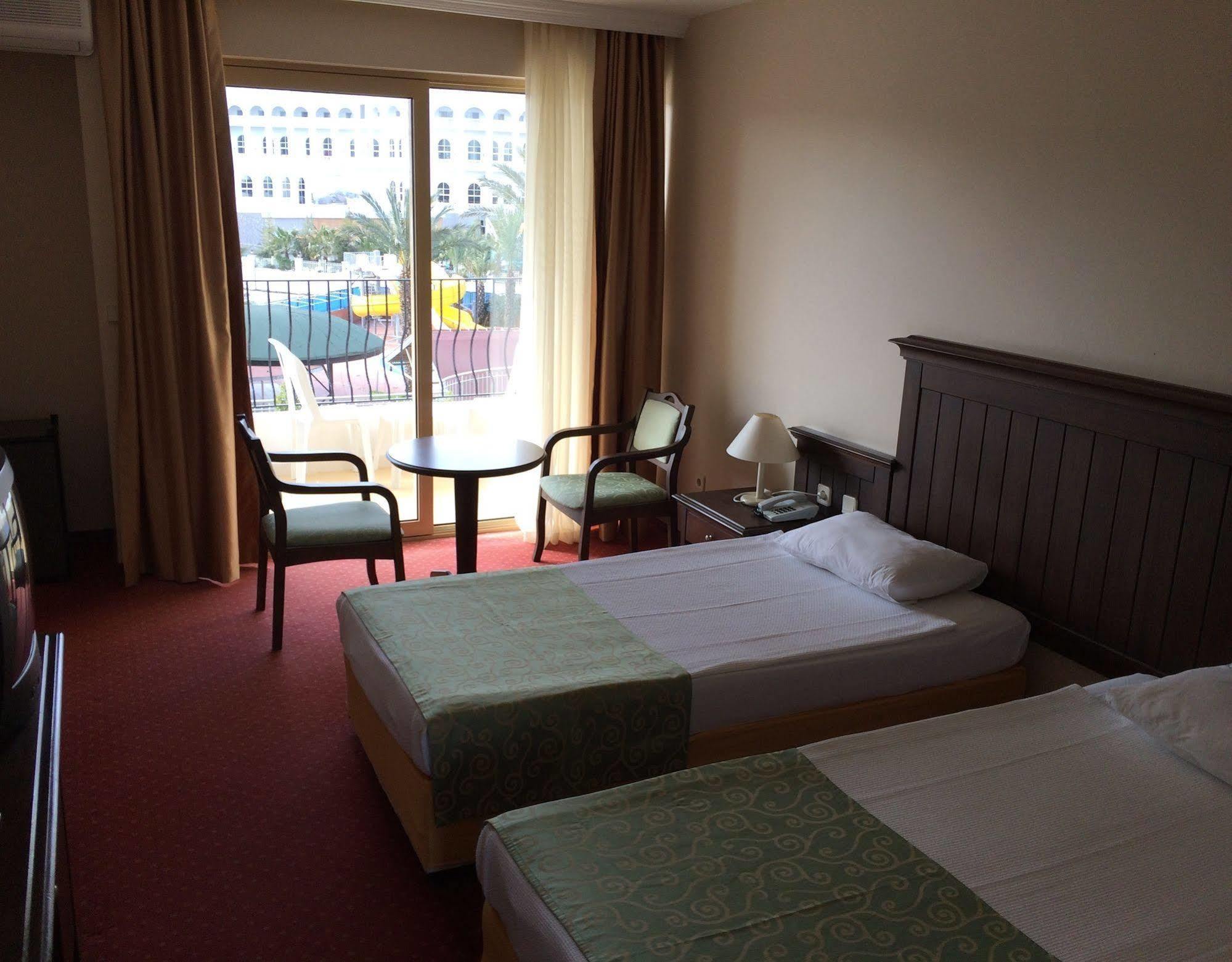 Side Palm D'Or Hotel Exterior foto